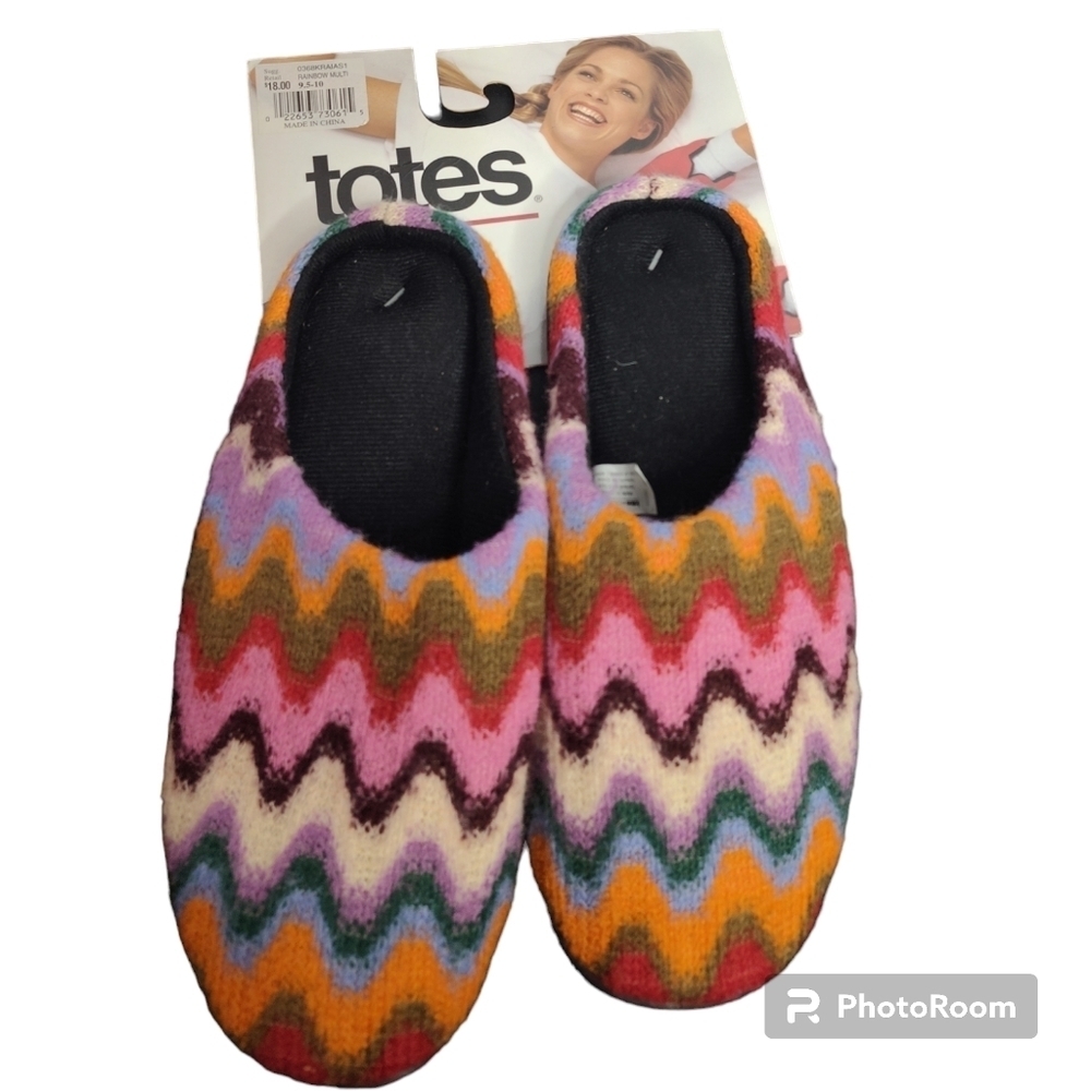 NWT Totes Women's Chevron colorful slippers, size 9.5-10